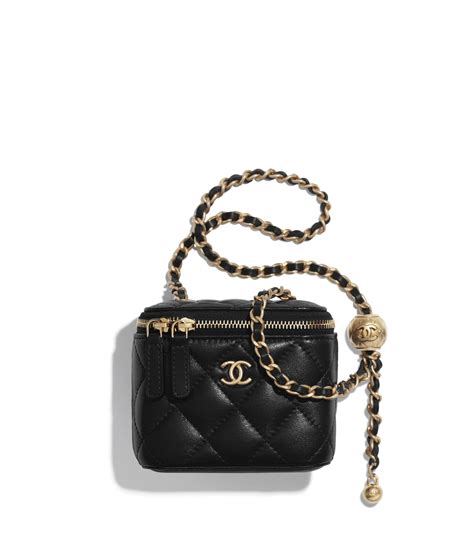 pochette femme chanel|Chanel small pouch.